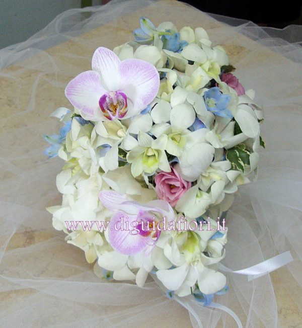 Bouquet Da Sposa Con Orchidee Fiorista Roberto Di Guida Fiorista